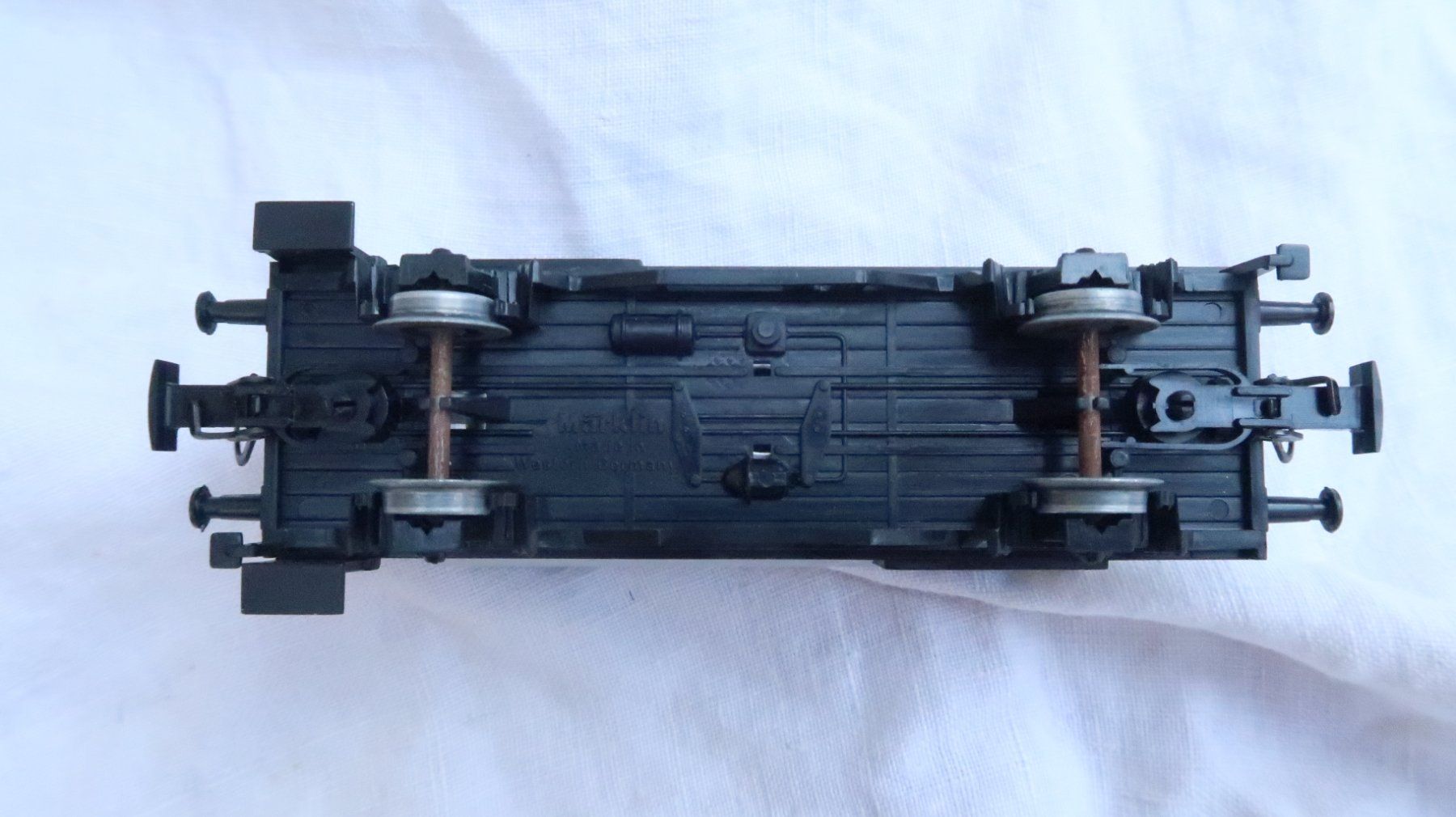 Märklin Trains électriques: MÄRKLIN Nr. 4440 DB "Aral" Tankwagen – D'occasion à Muttenz par Laeckerlihamschter 8