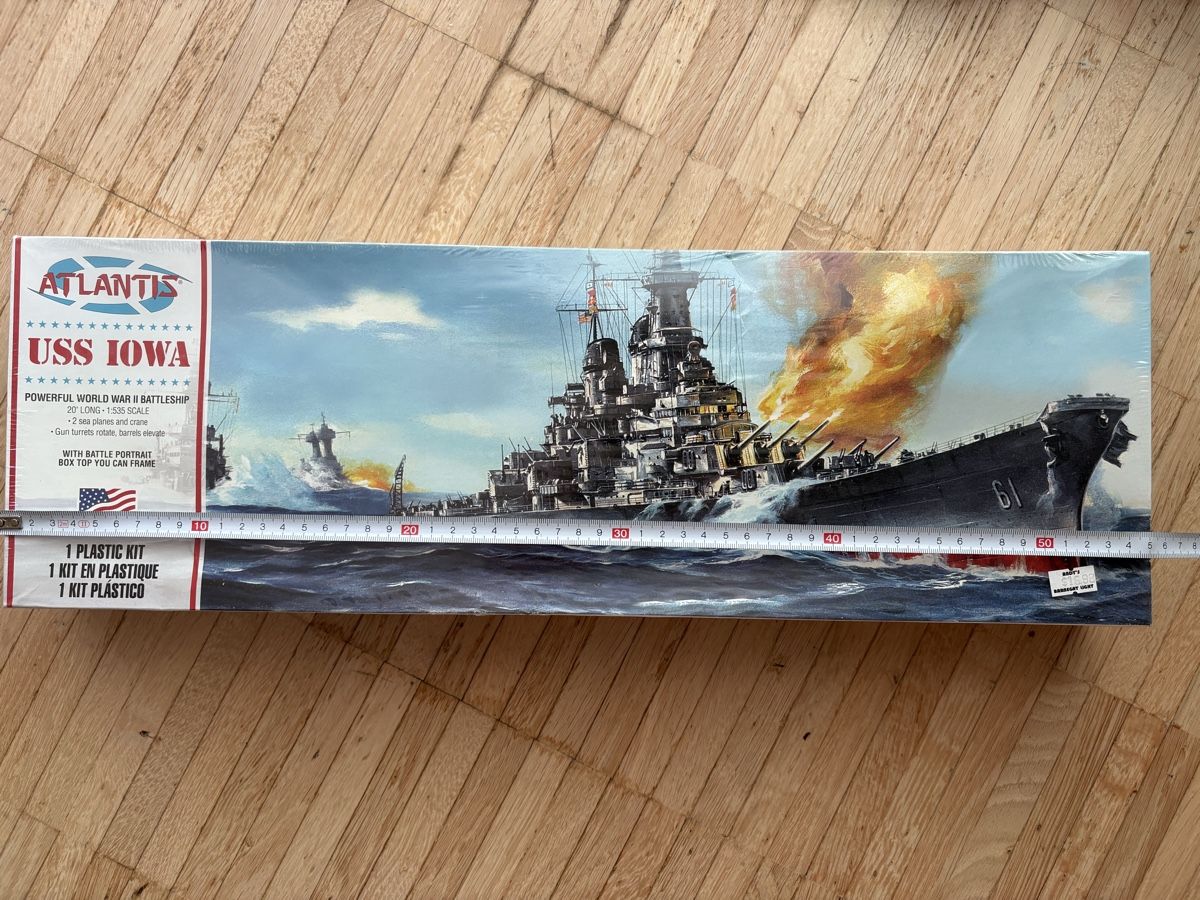 Modellbausätze & Standmodelle: New Atlantis USS Iowa Battleship Plastic Model Kit – Neu und originalverpackt aus Nyon von Iamher