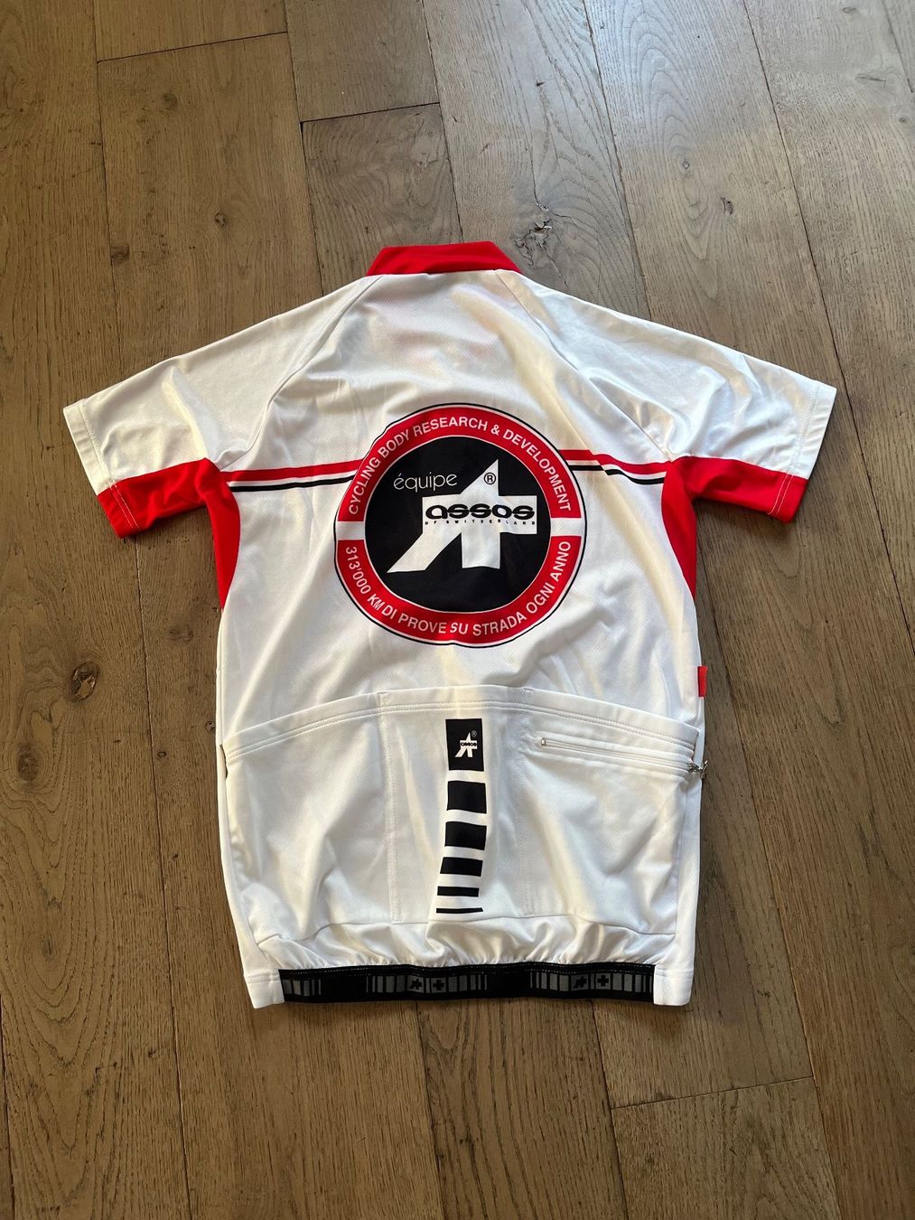 Assos Canottiere & Pantaloni: Velo Trikot von Assos Damen – Nuovo (secondo la descrizione) da Wettingen venduto da Volltreffer10 1