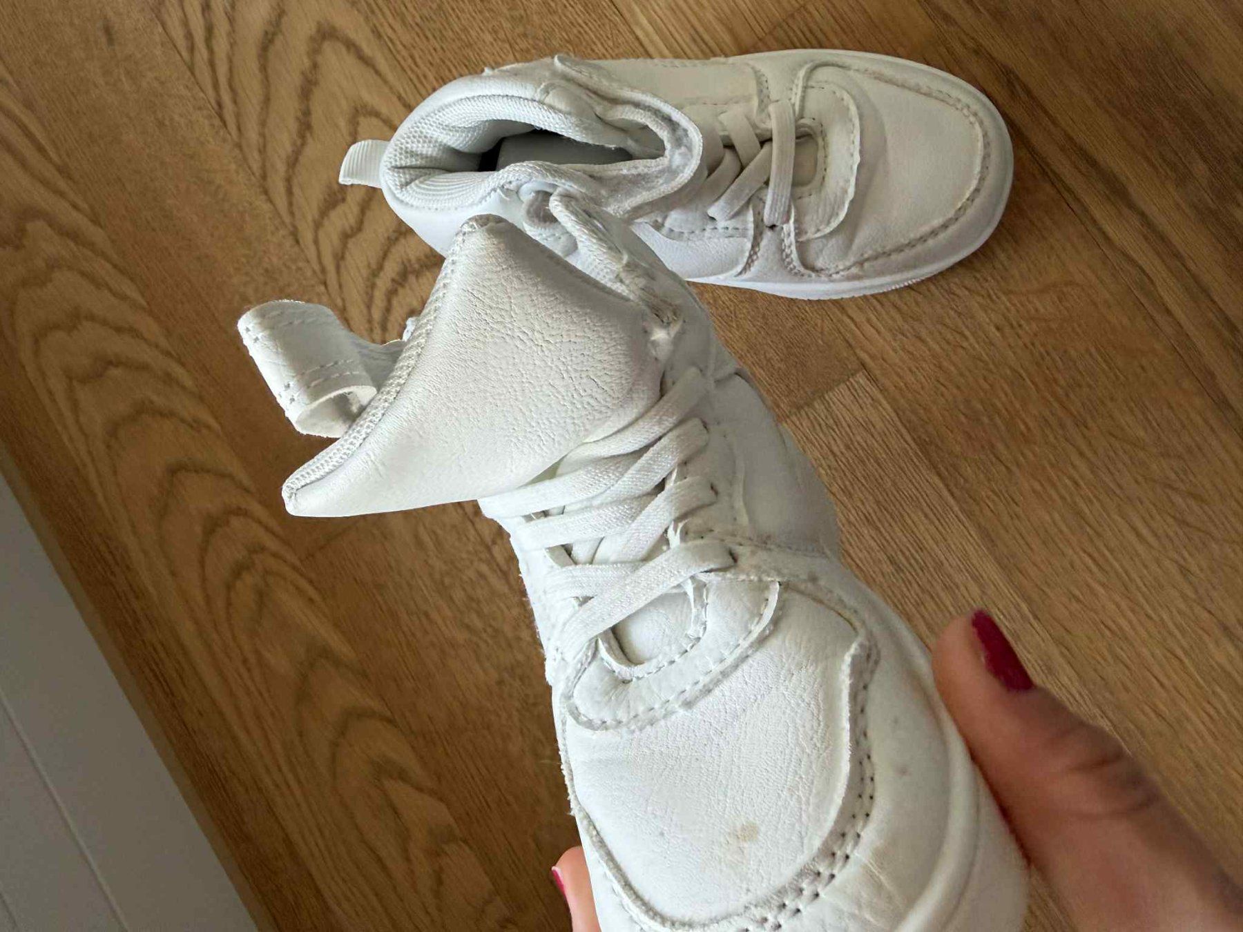 Scarpe per ragazzi: Weisse Kinder Sneakers, Grösse 23 – Usato da Riehen venduto da edu_92w7 4