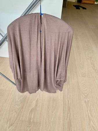 Braune Strickjacke, Cardigan, ONE Size, sehr leichter Jersey