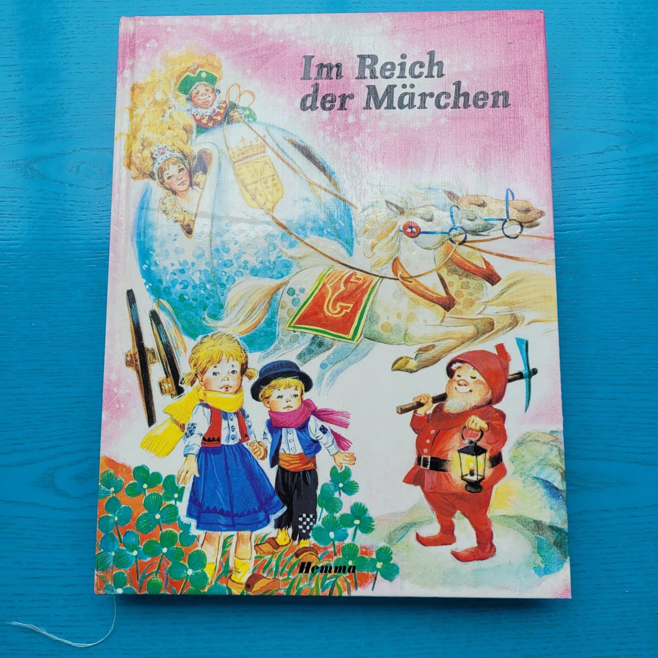 Libri: Im Reich der Märchen - Antikes Märchenbuch – Usato da SCHÜBELBACH venduto da CoKaHa