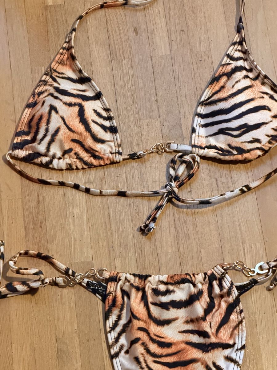 Maillots de bain & Bikinis: Maillot de bain tigre 2 pièces – Neuf avec emballage d'origine à Le Lignon par Ana2831 1