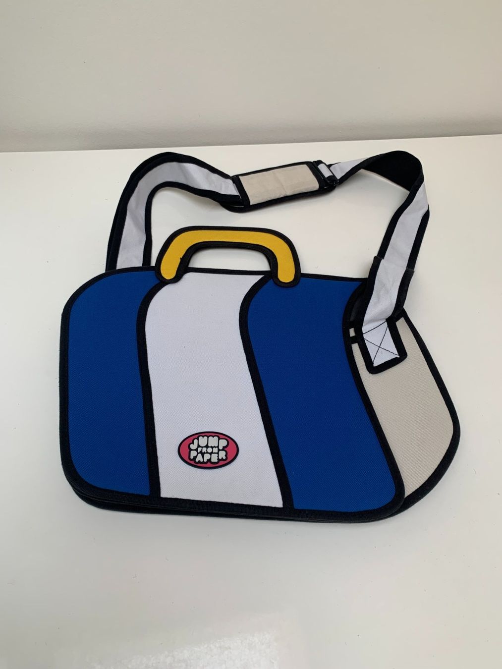 Borse: Seltene authentisch Jump from Paper - 2D Comic laptoptasche – Nuovo (secondo la descrizione) da Baden venduto da JellyMonster 1