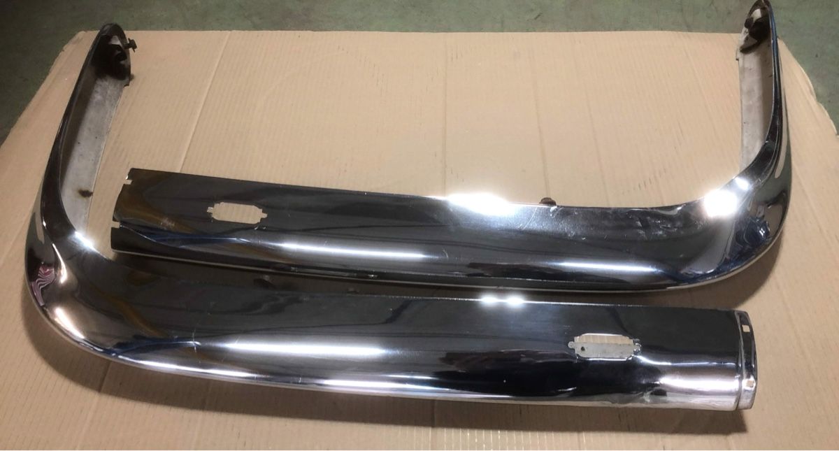 BMW Tutti pezzi di ricambio auto: Stossstange hinten BMW 2000 CS – Usato da Suhr venduto da bertone64