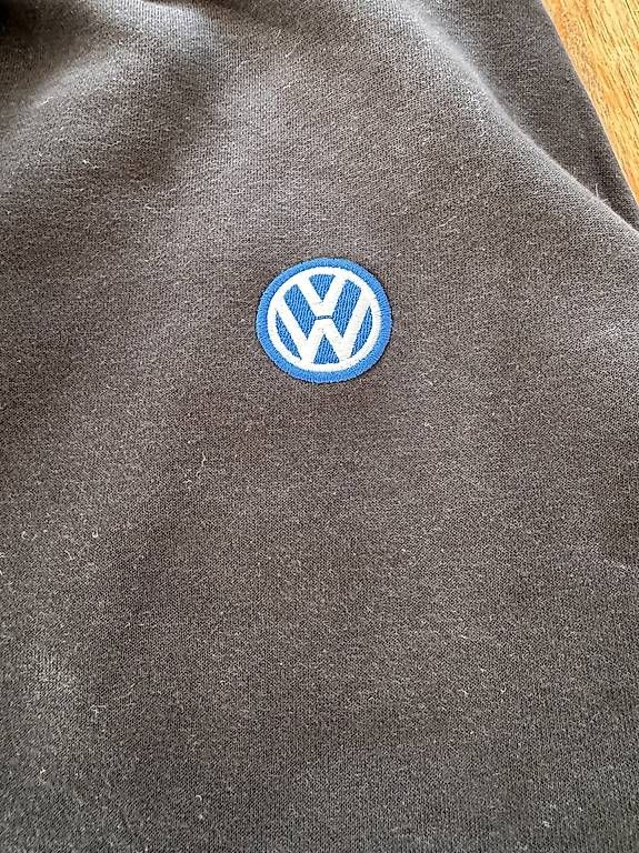 Maglioni & Felpe: Volkswagen Pullover Grösse L – Usato da Kilchberg ZH venduto da Masiii