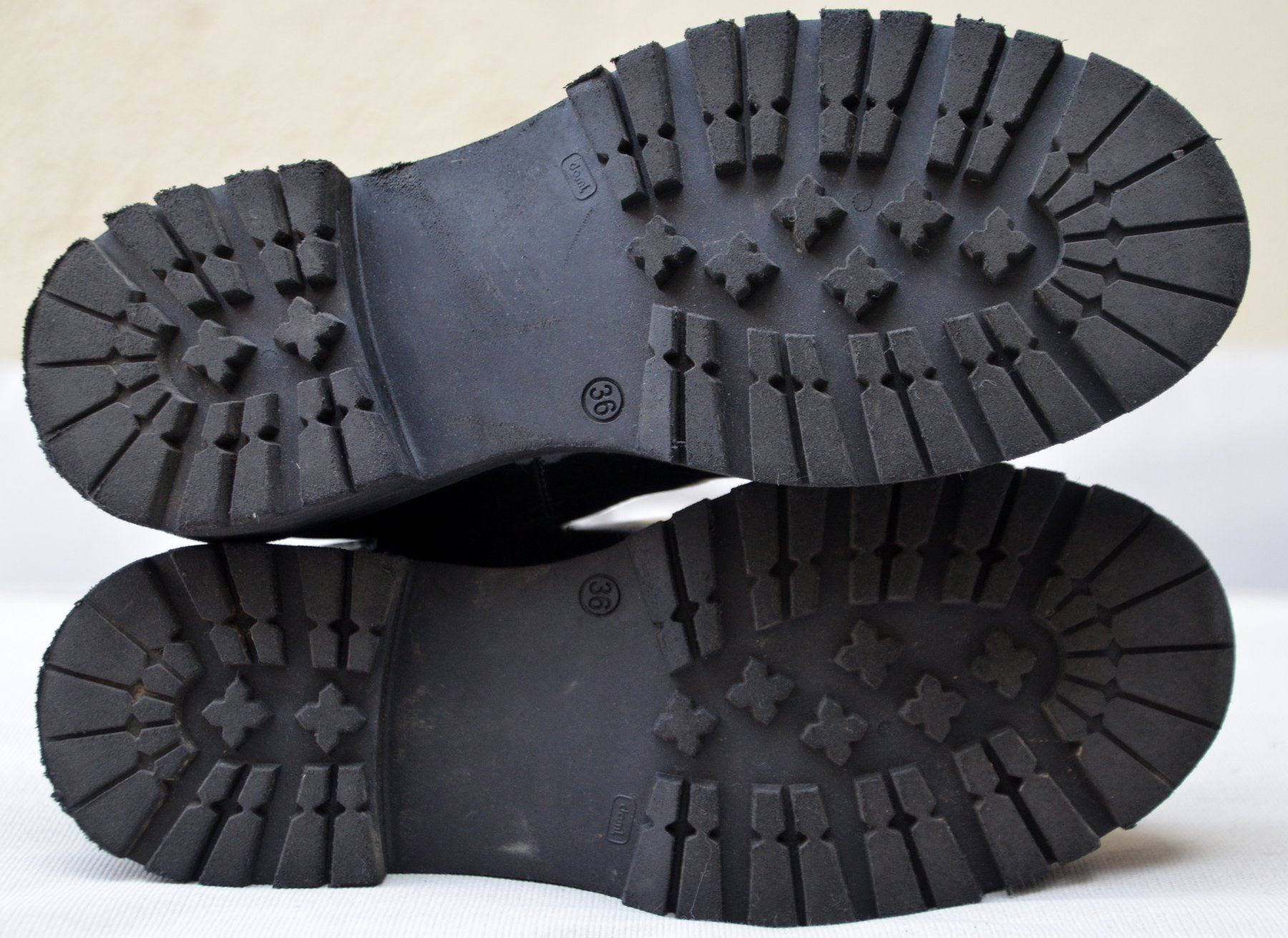 Balmain Scarpe da donna: Balmain Boots / bottes .36 – Usato da Collonges venduto da arashee 5