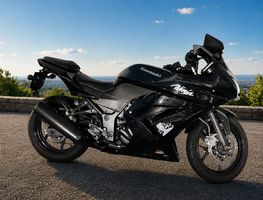  Kawasaki Ninja 250 |Prête et aucun frais à prévoir 