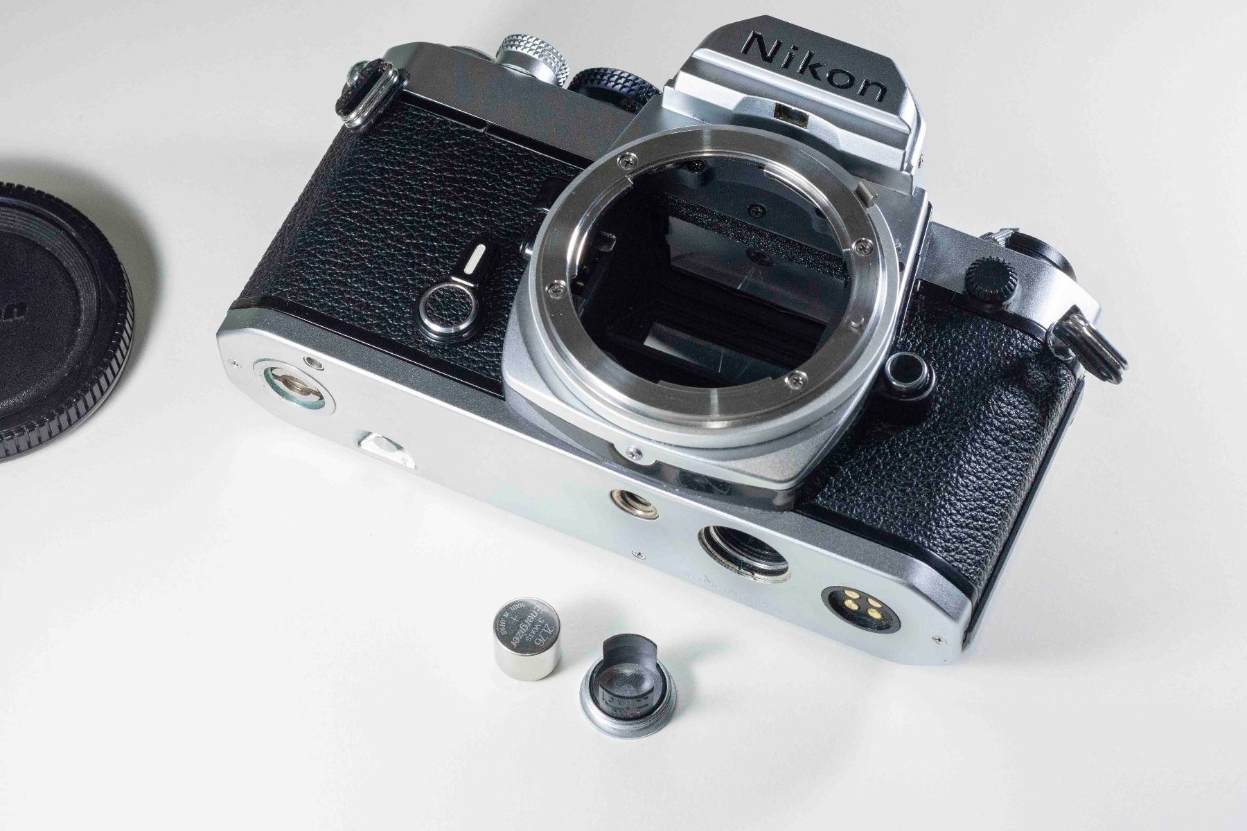 Nikon Fotocamera: Nikon FM – Usato da Schwerzenbach venduto da floridan 5