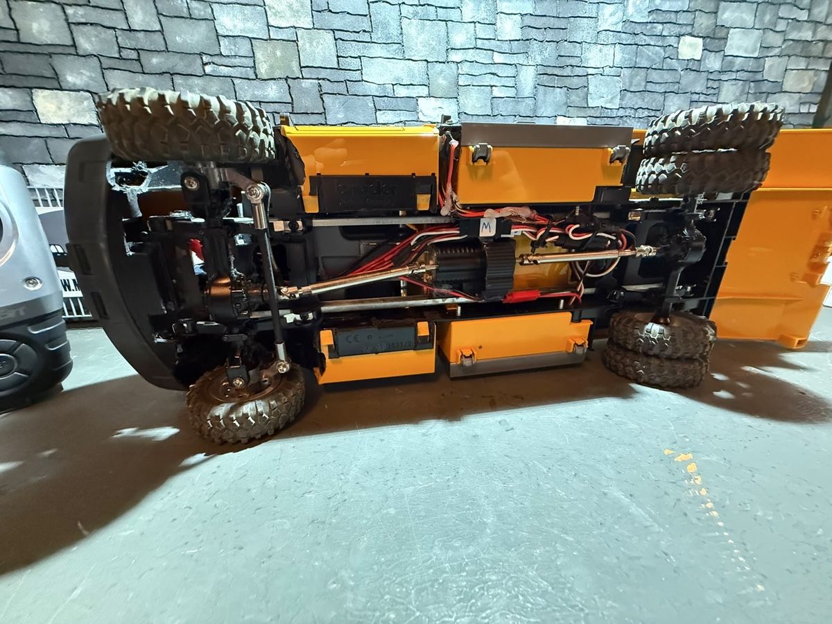 Modellismo RC: RC Abschlepper  – Usato da Altdorf UR venduto da modellbau-widmer 1