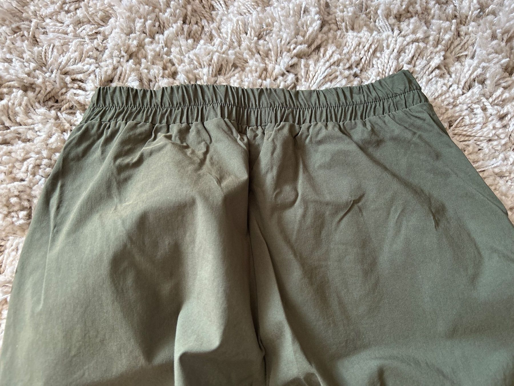 Pantalons: 3/4 culotte Hose GrS Viskose Olive green – D'occasion à Feuerthalen par Anna_Swift 4