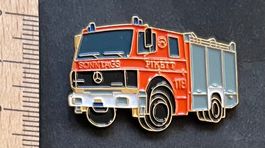 Sonntags-Piket, Feuerwehr-Lastwagen / Pin