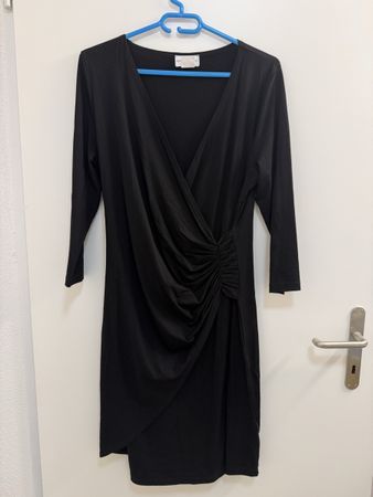 Elegantes schwarzes Wickelkleid von Amy Vermont, Gr. 40