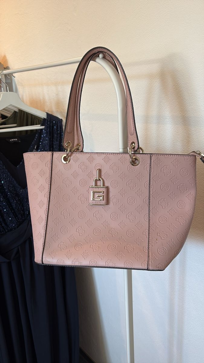 Guess Borse da donna: Guess Tasche – Usato da Lengnau AG venduto da Sweetpate96