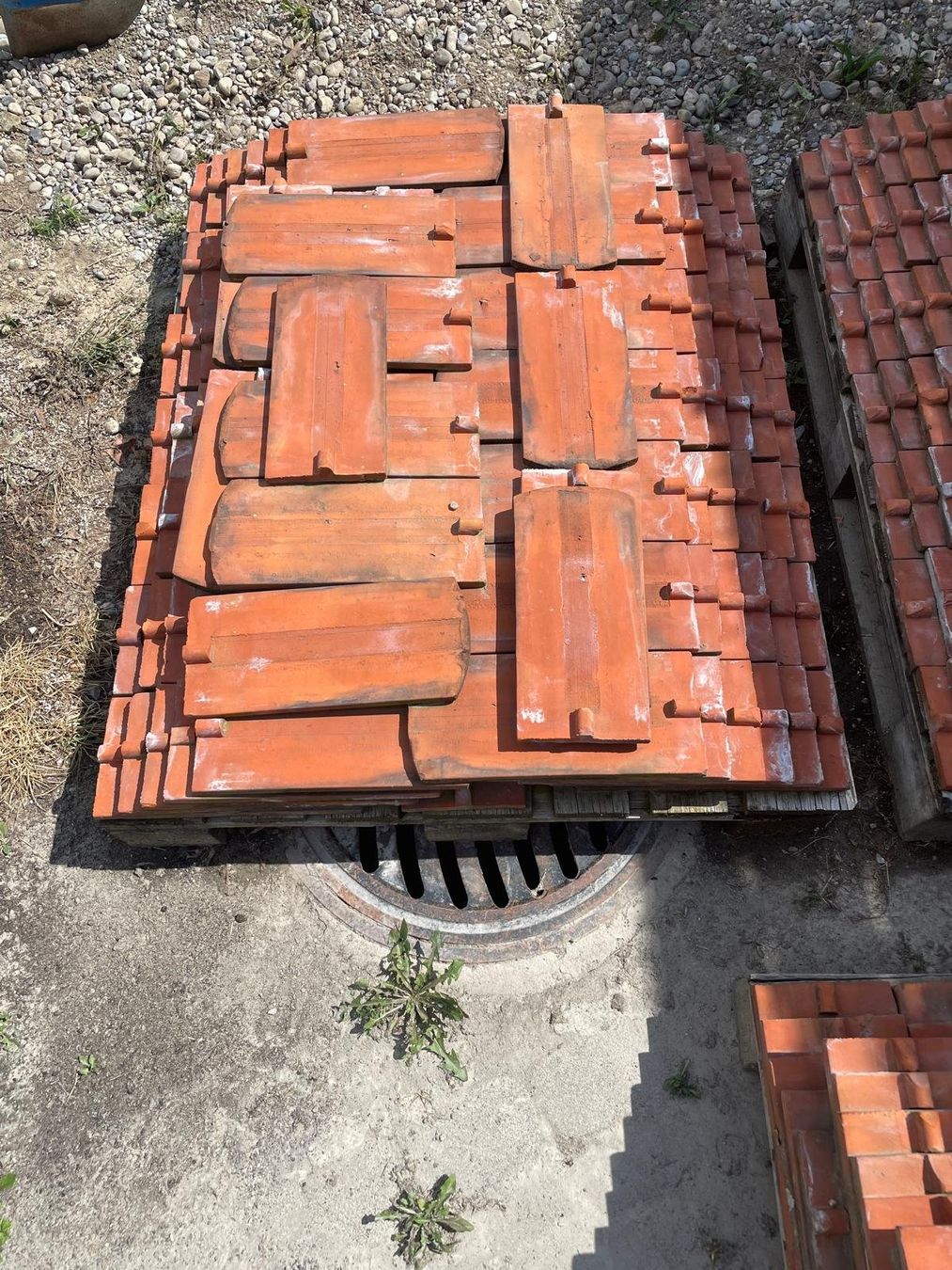 Steine & Dachziegeln: Biberschwanz Ziegel – Gebraucht aus Schüpbach von Hea 1