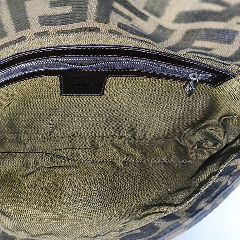 Taschen für Damen: Fendi Baguette en toile Zucca – Gebraucht aus Lausanne von Temamapaire 4