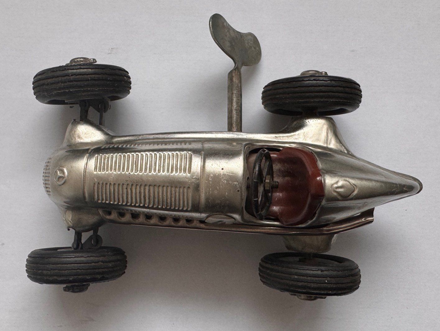 Schuco Modellini d'auto: 1 Schuco Studio Silberpfeil Blechmodell No: 1050 – Usato da Zürich venduto da Policepatch 1