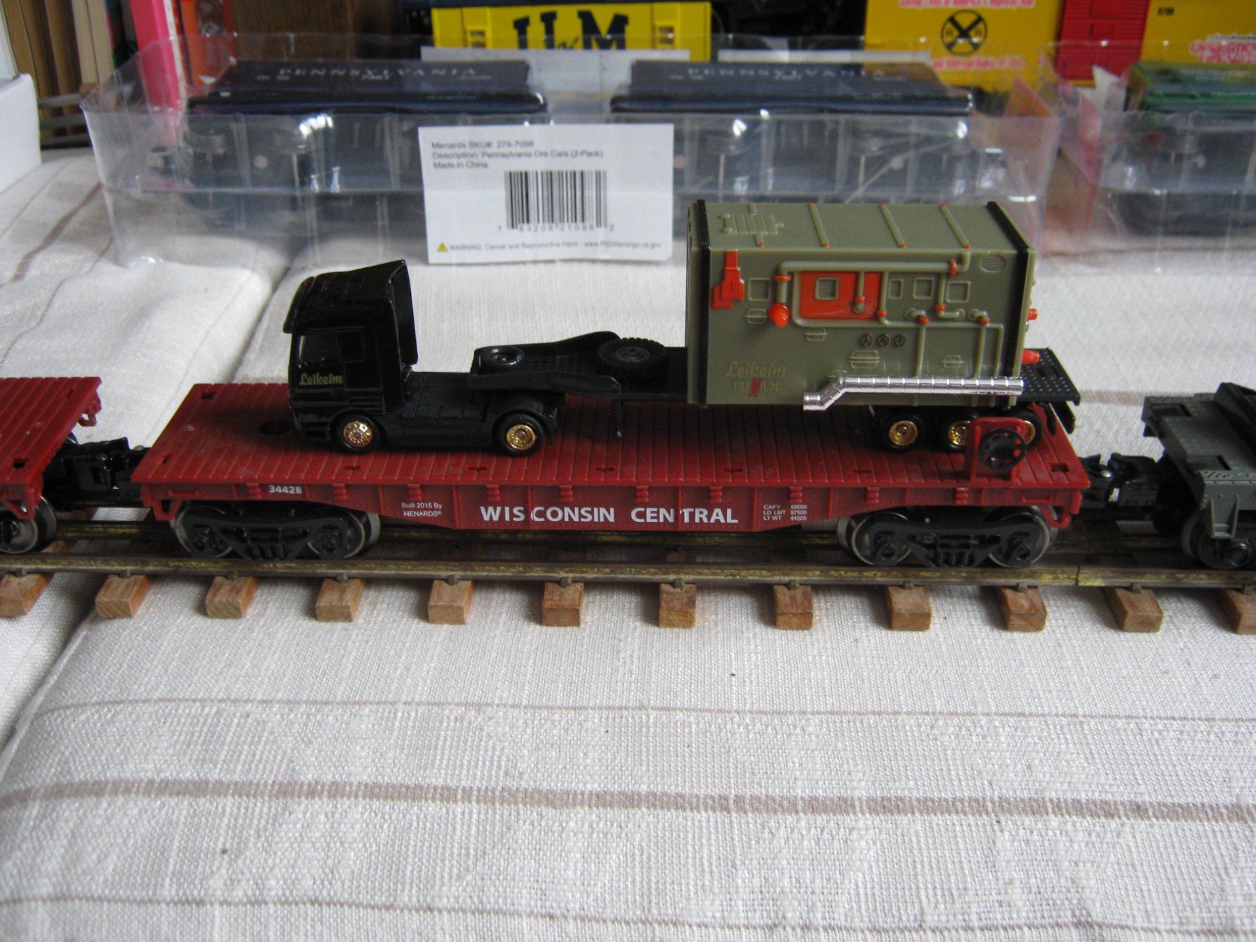 Modelleisenbahnen: Flachwagen mit LKW – Gebraucht aus Hirschthal von Legov 3