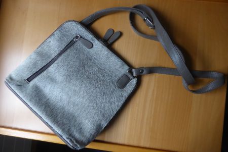 Umhängetasche - Schultertasche Kuhfell/Leder - Swiss Modell