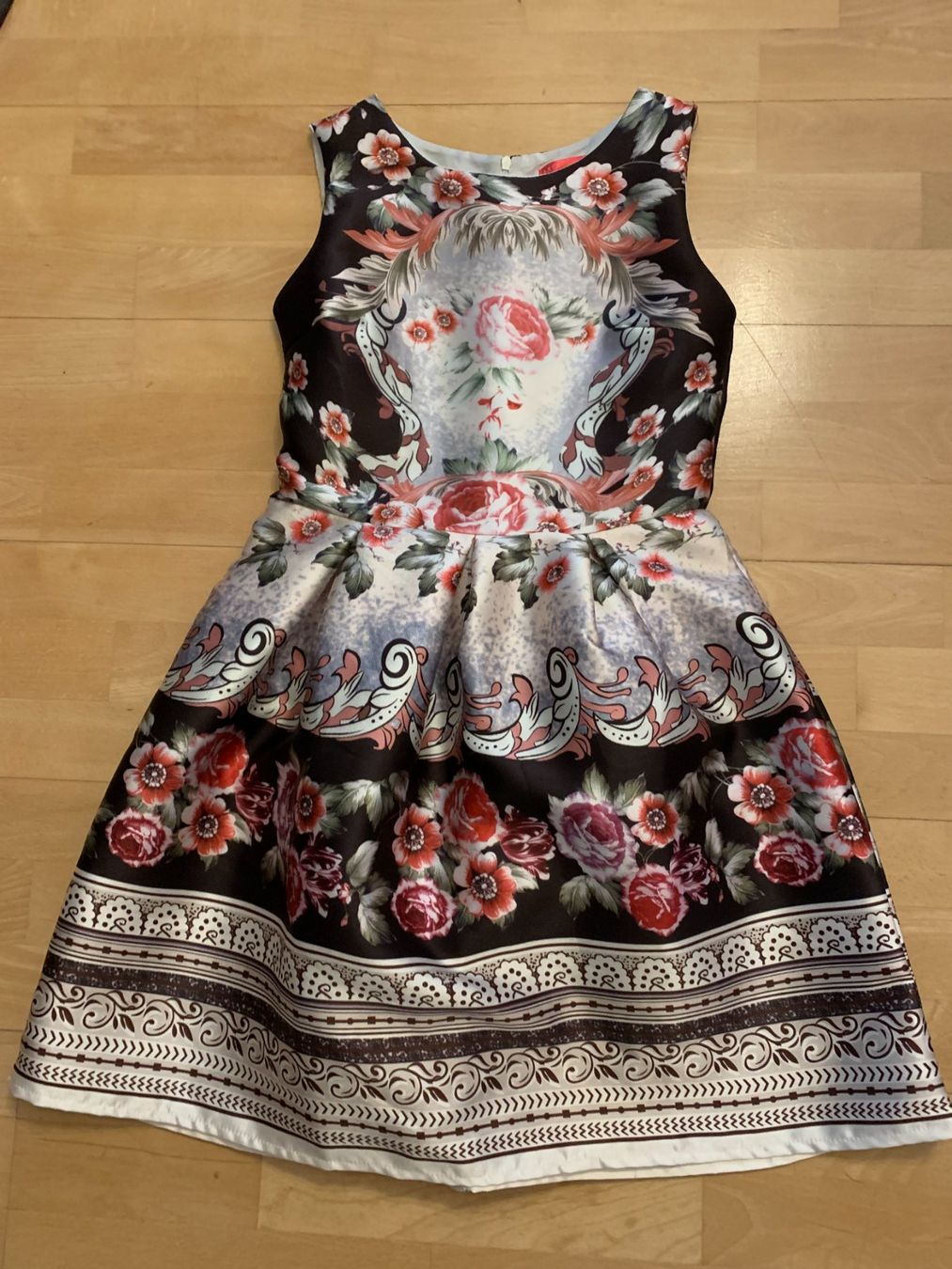 Kleider: 2XTREMZ Damen Kleid in Gr. XS – Neu (gemäss Beschreibung) aus Worb von farben20zauber 1