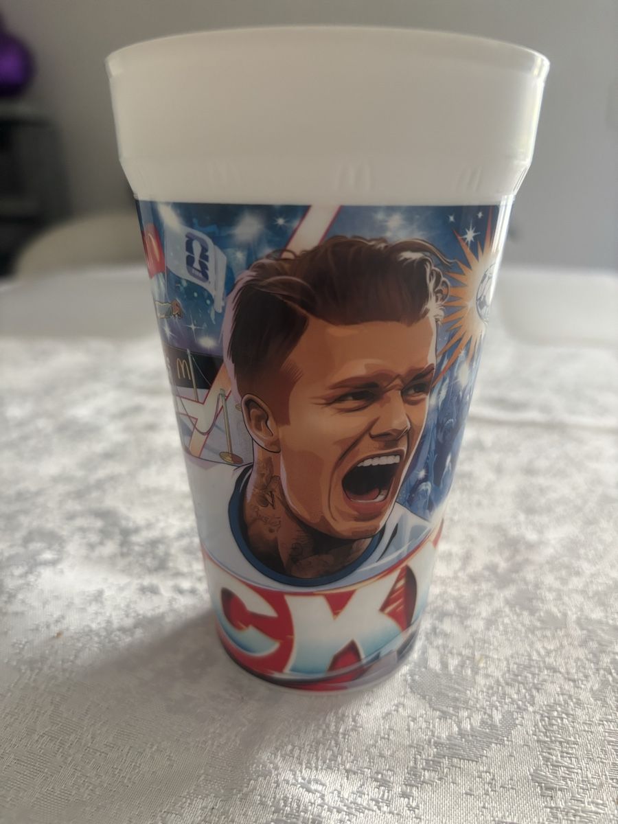 Contenitori & Simili: WM Becher NEU Beckham – Usato da Brislach venduto da mercedesmmm17