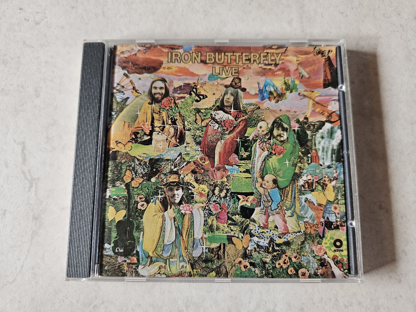 CD: Iron Butterfly  -  LIVE – Usato da Schneisingen venduto da backstore24