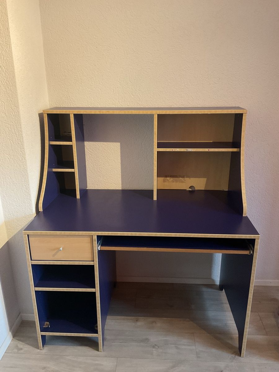 Bureaux: Schreibtisch – D'occasion à Belp par _b9mc
