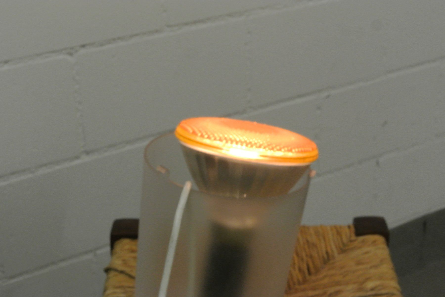 Lampen: Reflektorlampe-orange – Gebraucht aus Horgen von Goros 2