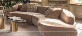 Extravagantes Curved Sofa,  Pflegeleicht und formschön! TOP