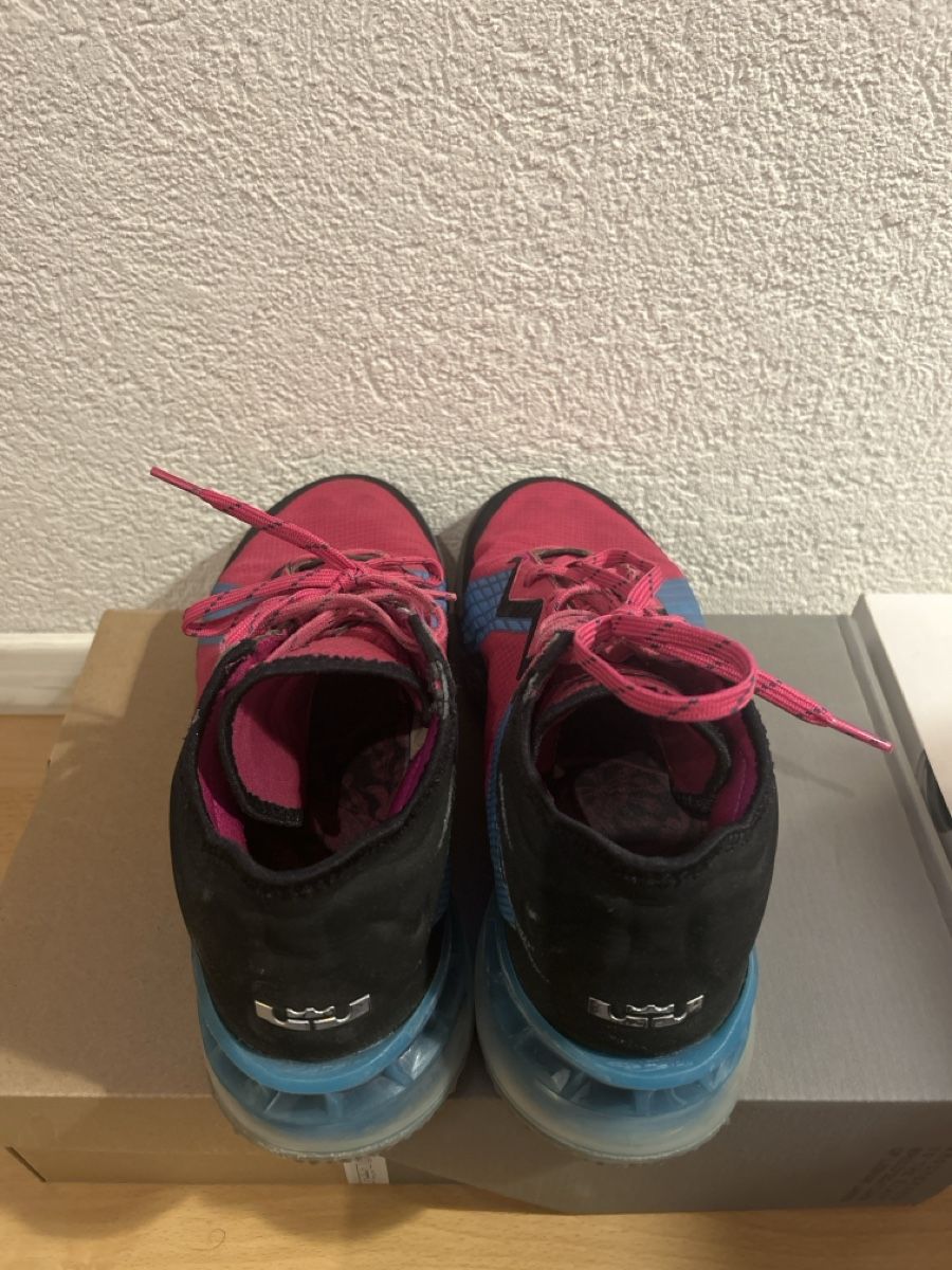 Nike Scarpe da uomo: Chaussure Basket Lebron – Usato da Bremblens venduto da the_2prr 2