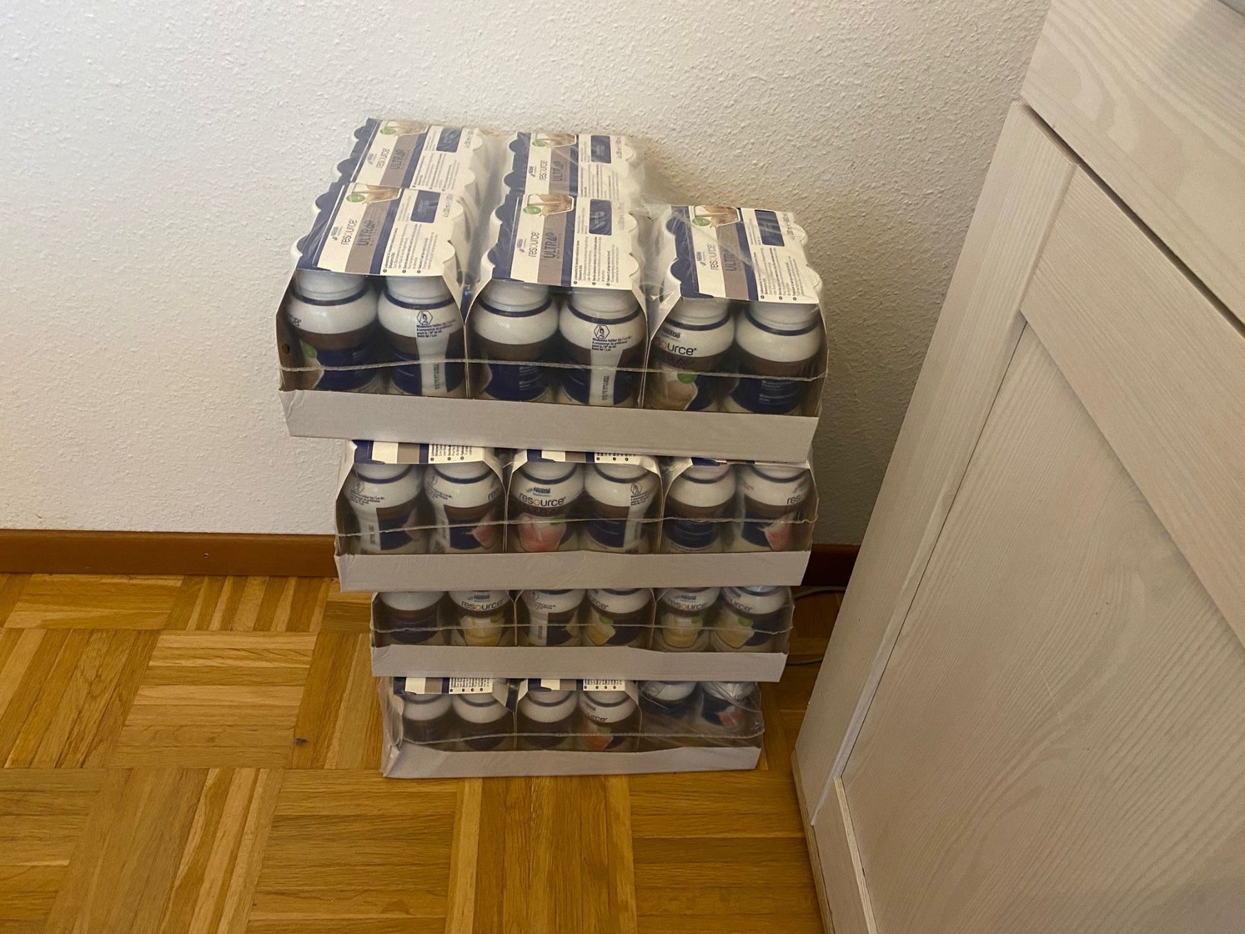 Nestlé Cibi & Specialità: Resource Ultra Drink Nestlé – Nuovo e nell'imballaggio originale da Wil SG venduto da kar_wvt5 1