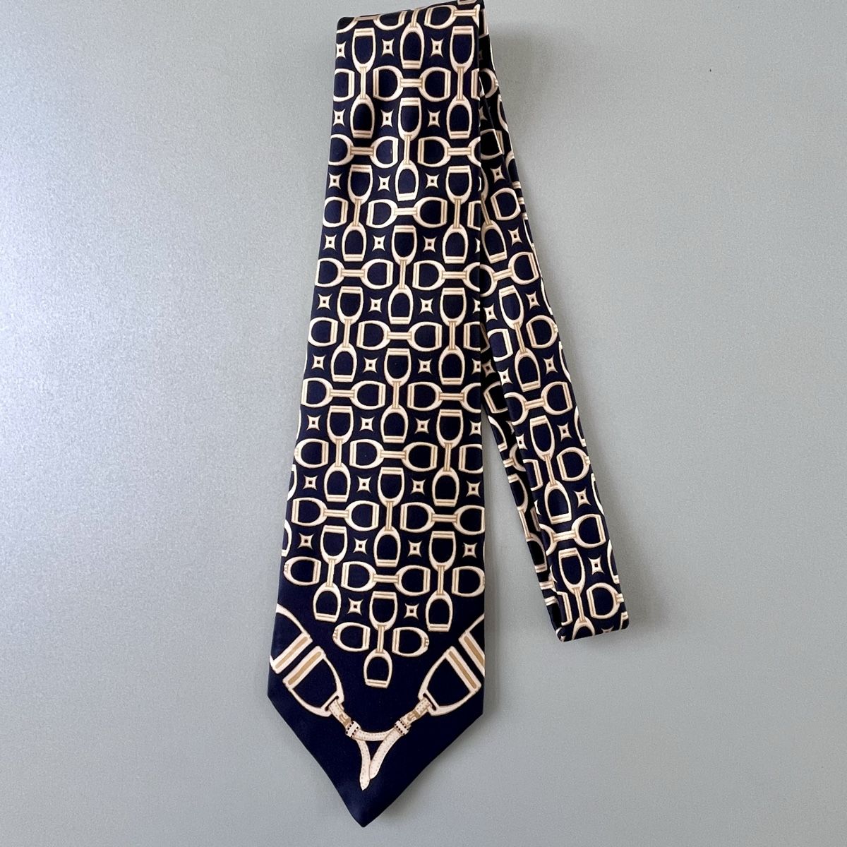 Celine Krawatten: Cravate vintage Céline en soie  – Neu (gemäss Beschreibung) aus Vuisternens-devant-Romont von ribouldog