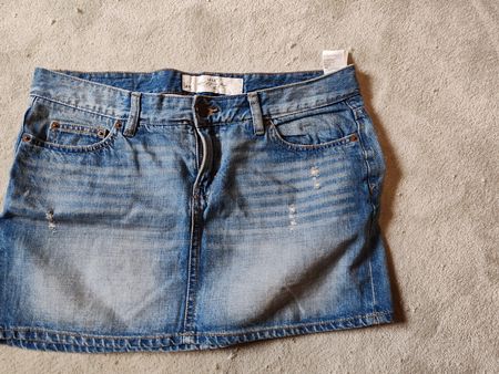 Mini Jeansrock von H&M, Grösse 40, ideal für den Sommer!