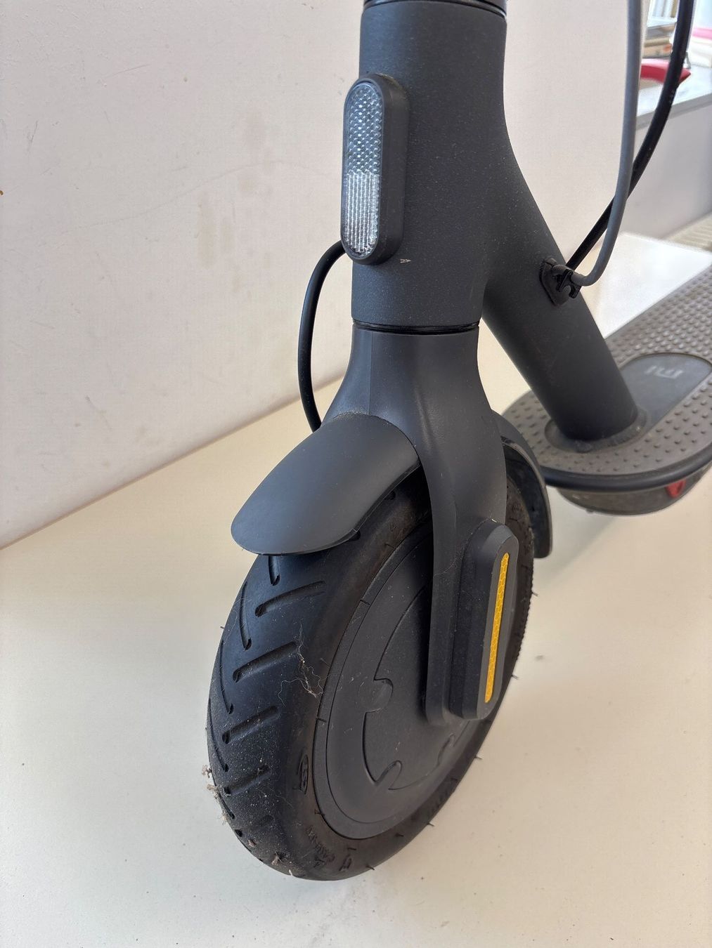 Xiaomi Kickboard: E-Scooter Xiaomi Mi  gebraucht – Gebraucht aus Luzern von lupol_Verwertungen 3