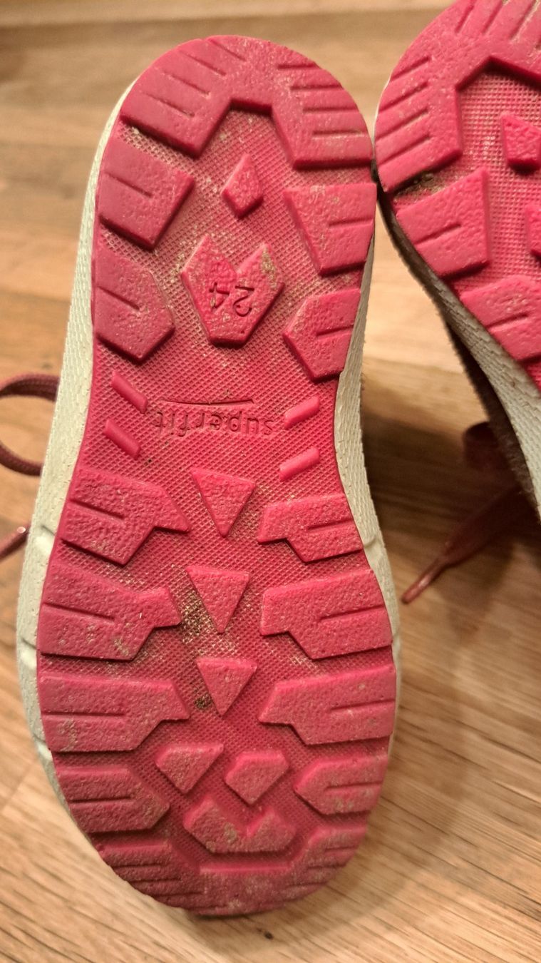 Superfit Schuhe für Jungen: Winterschuhe Superfit, Grösse 24 – Gebraucht aus Langenthal von T.L. 3