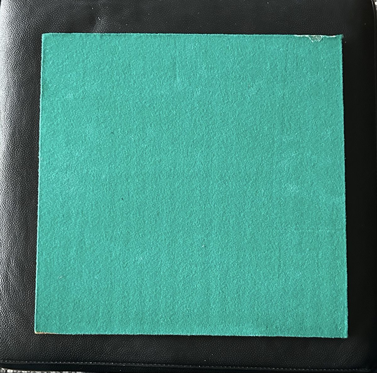 Spiele: Schachbrett Holzoberfläche, 31x31 cm – Gebraucht aus Steffisburg von Maratsch 1