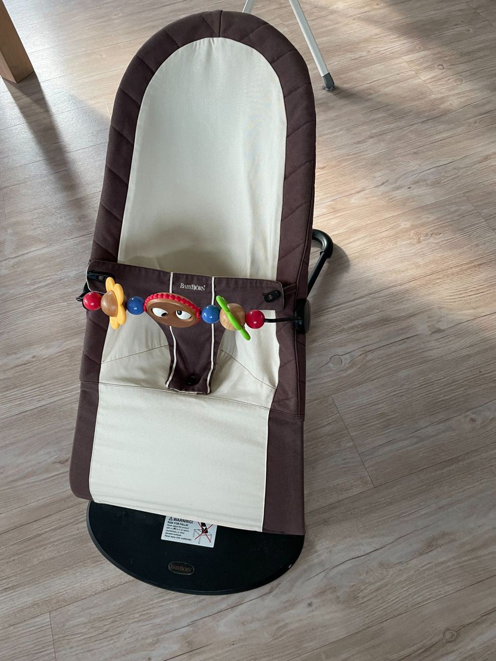 Babybjörn Wippen & Schaukeln: Babywippe mit Spielzeug – Gebraucht aus Volketswil von heiri05