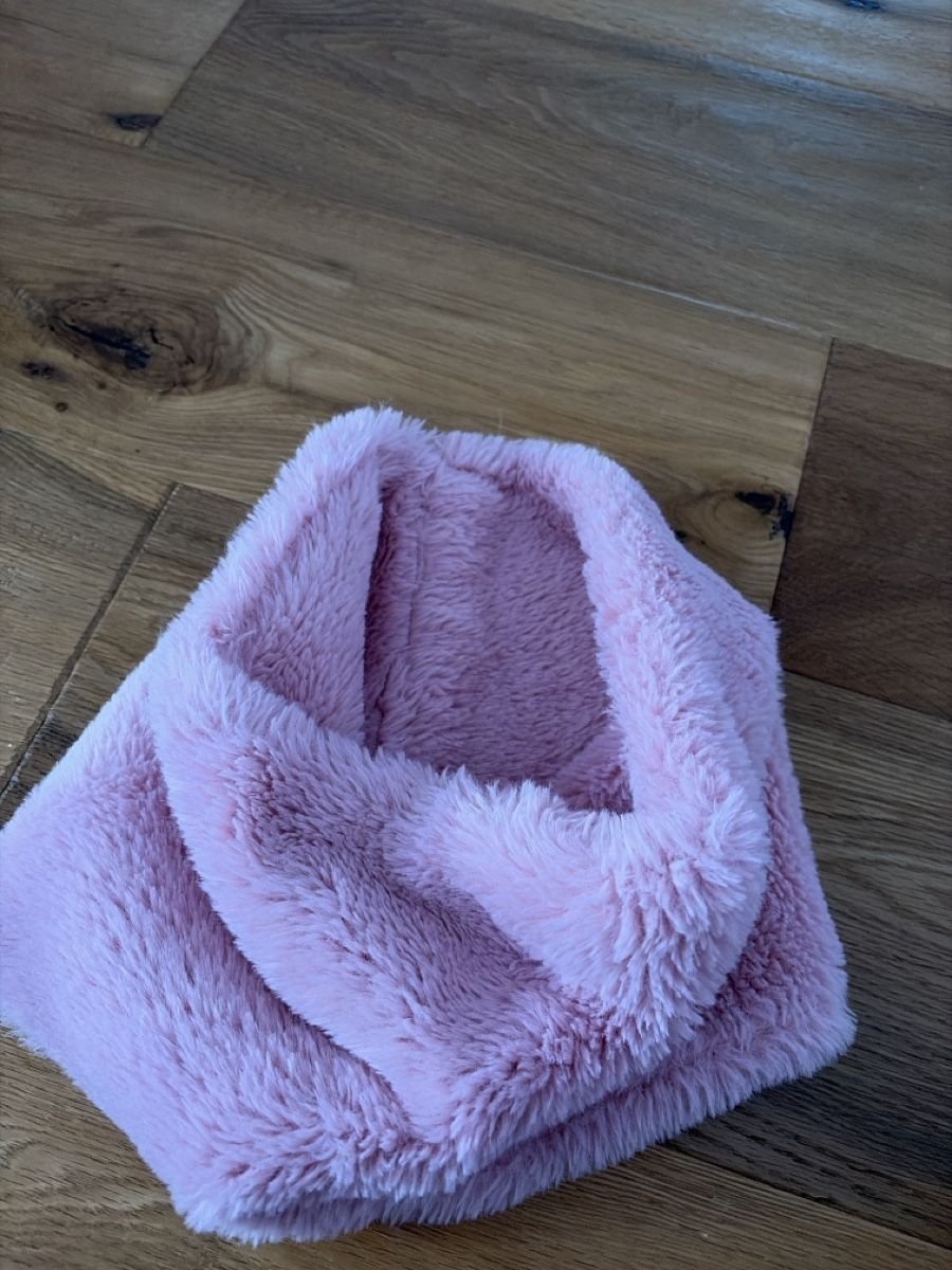 Altro abbigliamento per bambina: Loop-Schal Plüsch rosa – Usato da Wilen b. Wil venduto da b-mountain 1