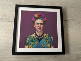 Bild Frida Kahlo mit Rahmen schwarz neuwertig