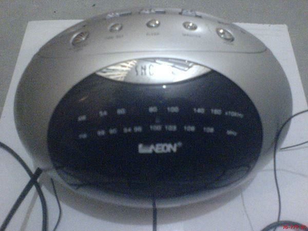 Sveglie: Radio Wecker SNOOZE NEON – Usato da Oftringen venduto da andrax