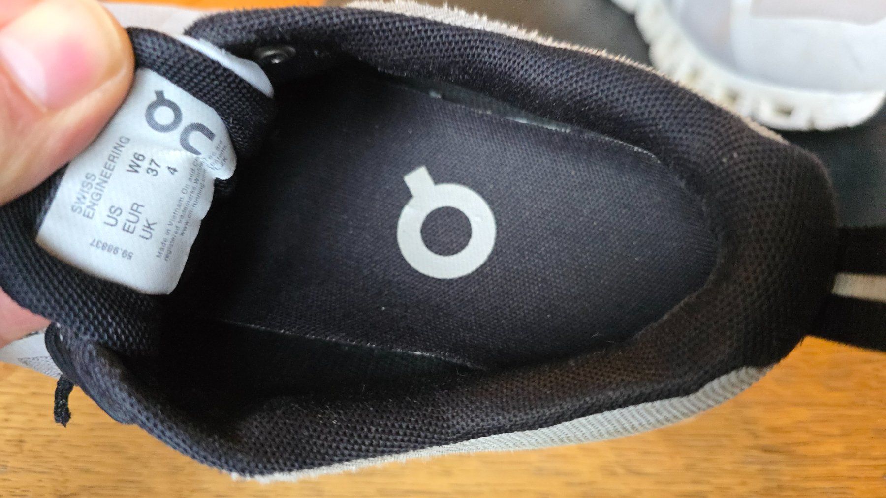 On Scarpe da donna: ON Cloud 5 schuhe EU 37 – Usato da Wallisellen venduto da theblacksheep 7