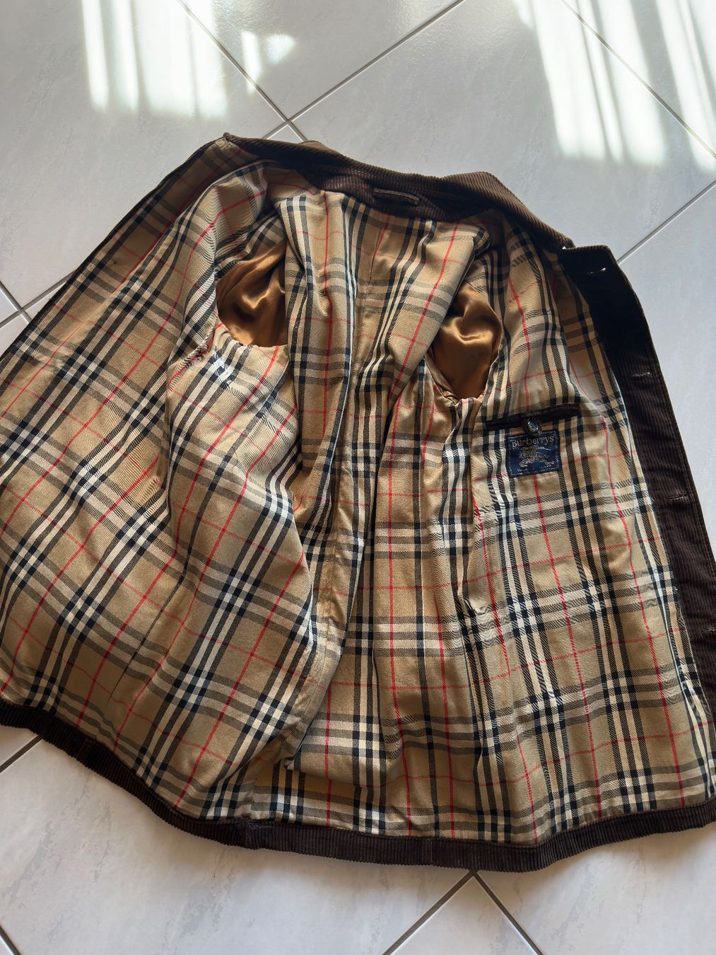 Burberry Manteaux: Burberry Mantel – D'occasion à Seuzach par Sz-099ja 4
