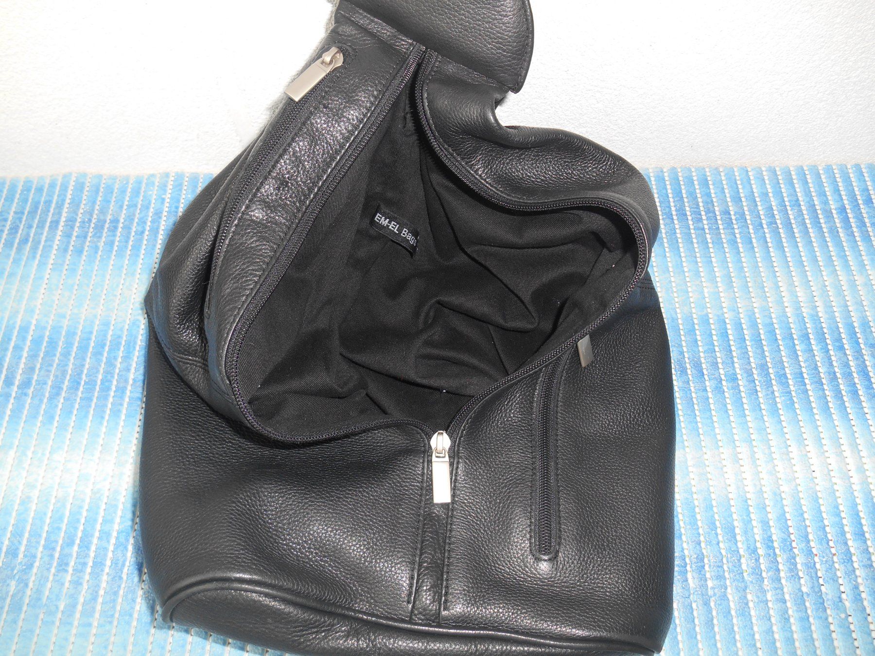 Zaini: EM-EL Leder Rucksack /Umhängetasche – Usato da Basel venduto da Birs868 6