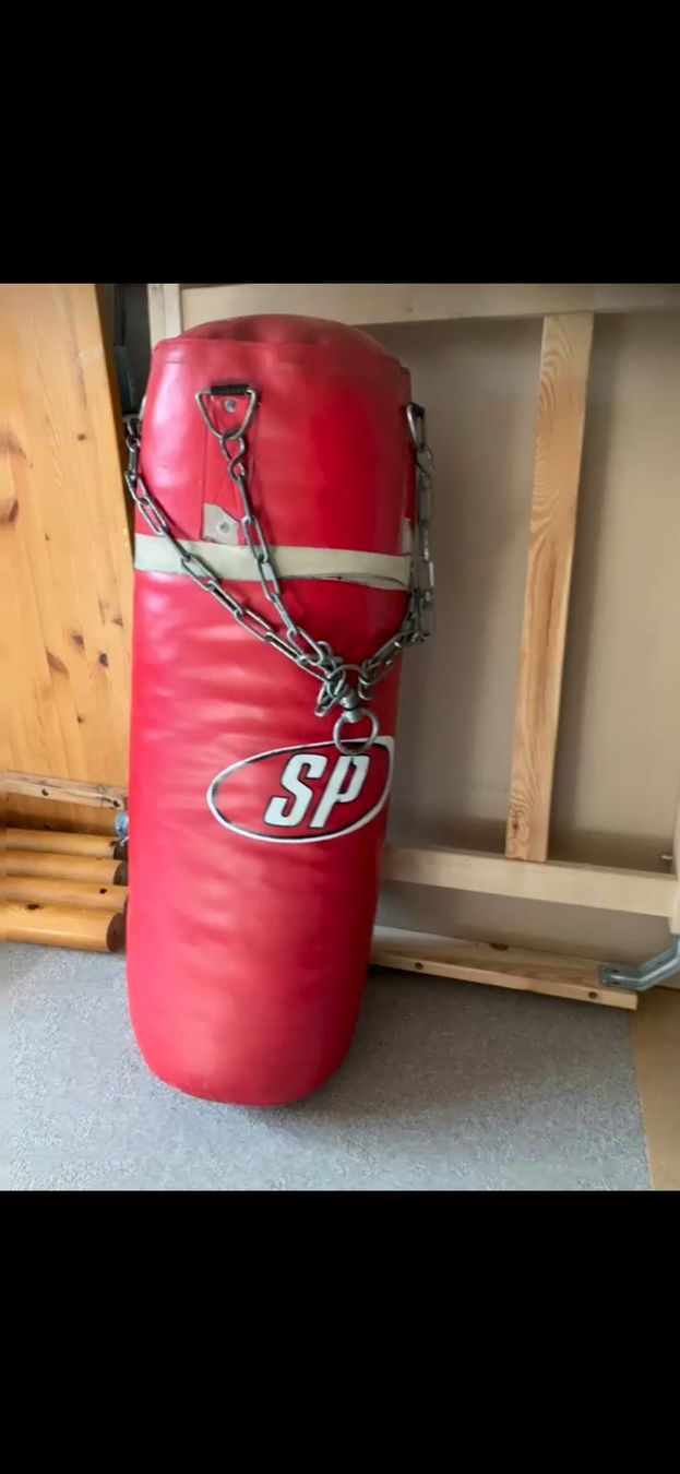 Sacs de frappe: Boxsack Rot – D'occasion à Zürich par sab_6g9r 1