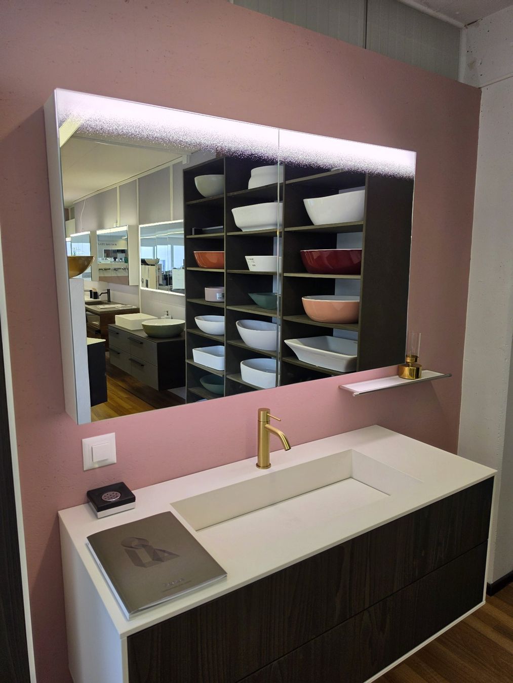 Armoires miroirs: Spiegelschrank Sidler Gradient LED Listenpreis CHF 3302.- – Neuf (Voir description) à Dintikon par mom_bjq6