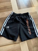 Adidas short taille 128 - 8 ans 