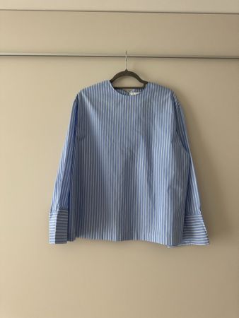 Zara Bluse hellblau-weiss gestreift, 100 % Baumwolle, Gr. M