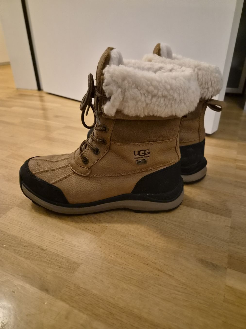 Ugg Scarpe da donna: UGG's Damen 38 – Usato da Einsiedeln venduto da jel_hjm5 3