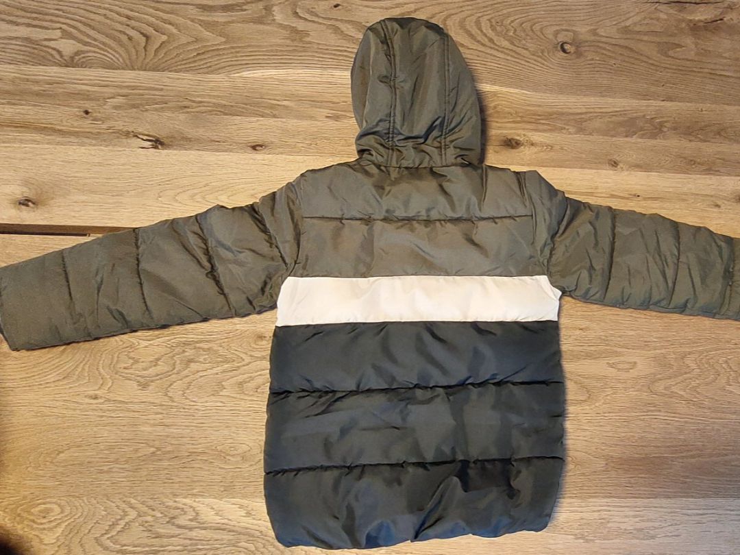 We Jacken & Mäntel: Winterjacke WE Grösse 122/128 – Gebraucht aus Lömmenschwil von daedus 1