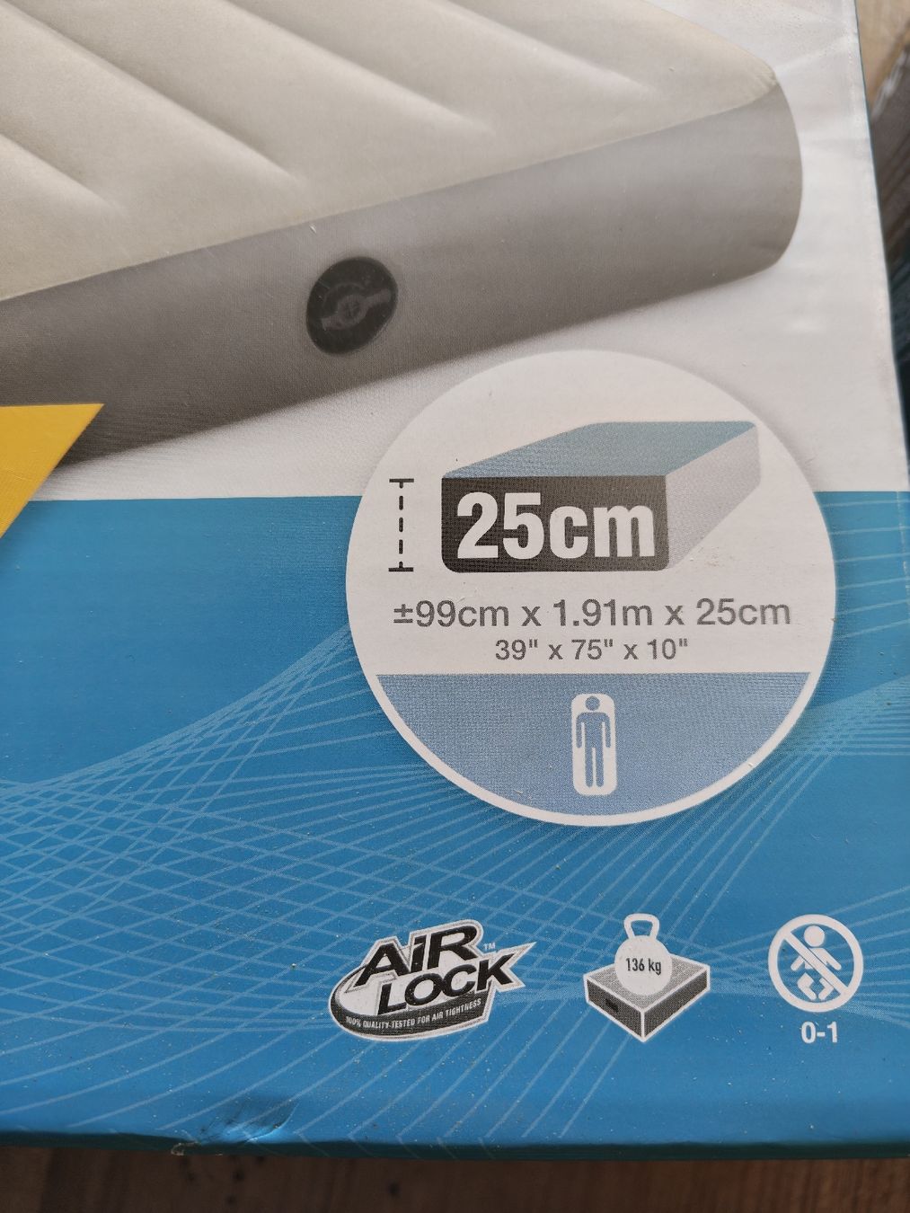 Matelas: Luftbett mir Pumpe – D'occasion à Flawil par minggeli83 2